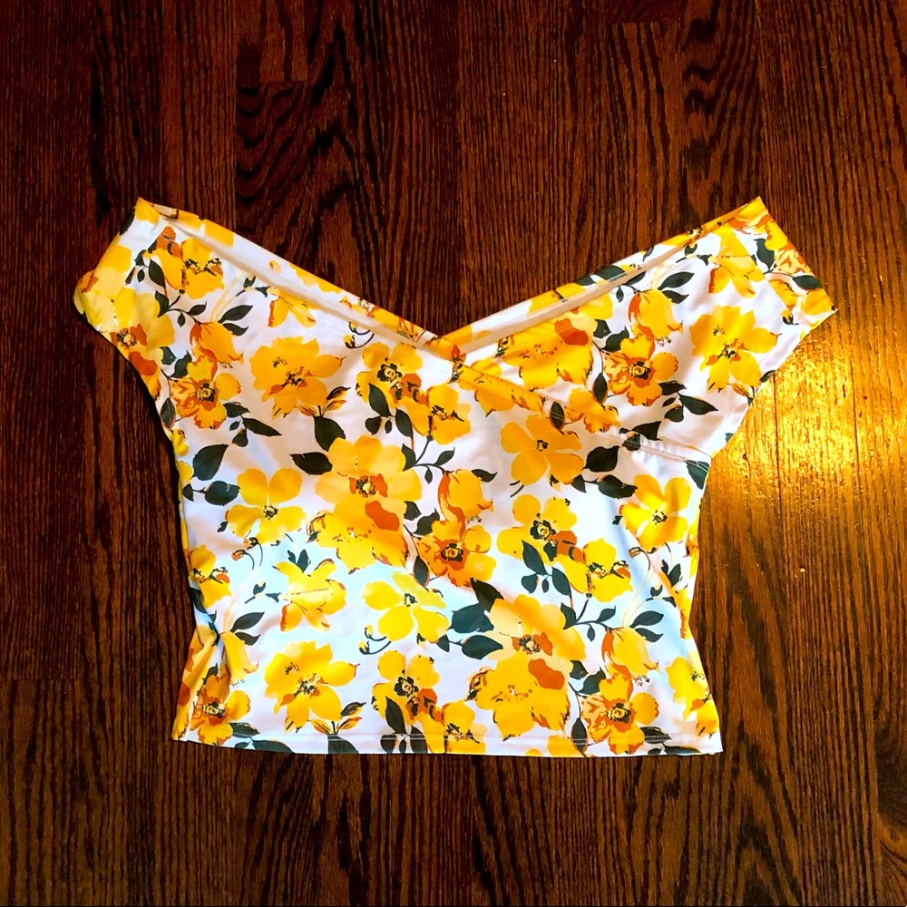 Off the Shoulder Top yellow floral